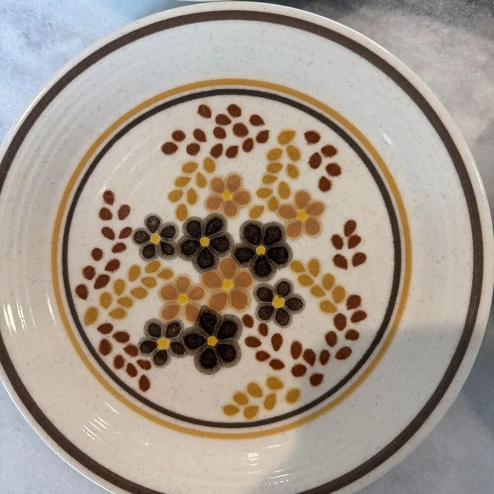 Franciscan‎ Toffee 4 Lunch Salad Plates 8 1/4